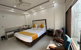 Lemon Green Residency - Hotel And Serviced Apartments